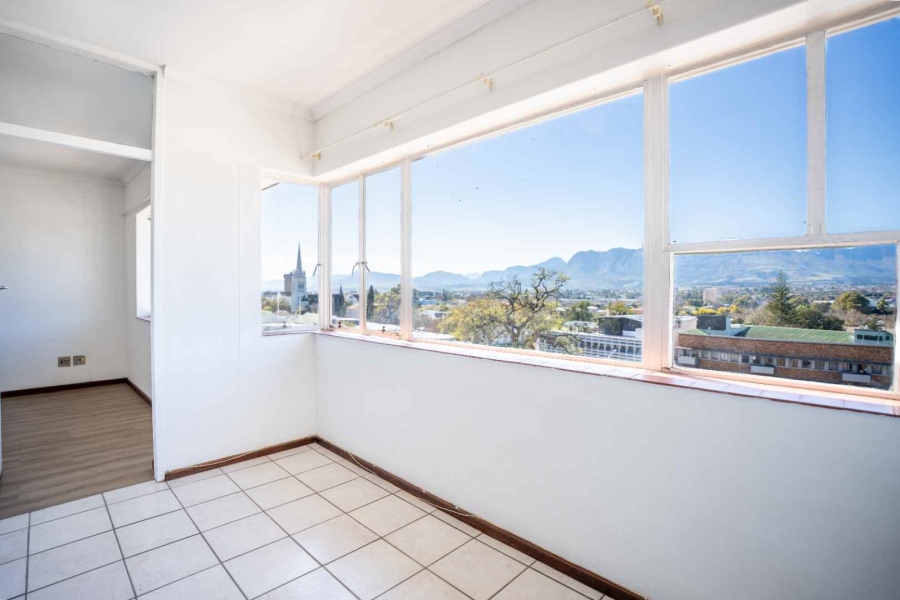 2 Bedroom Property for Sale in Buitenverwagting Western Cape